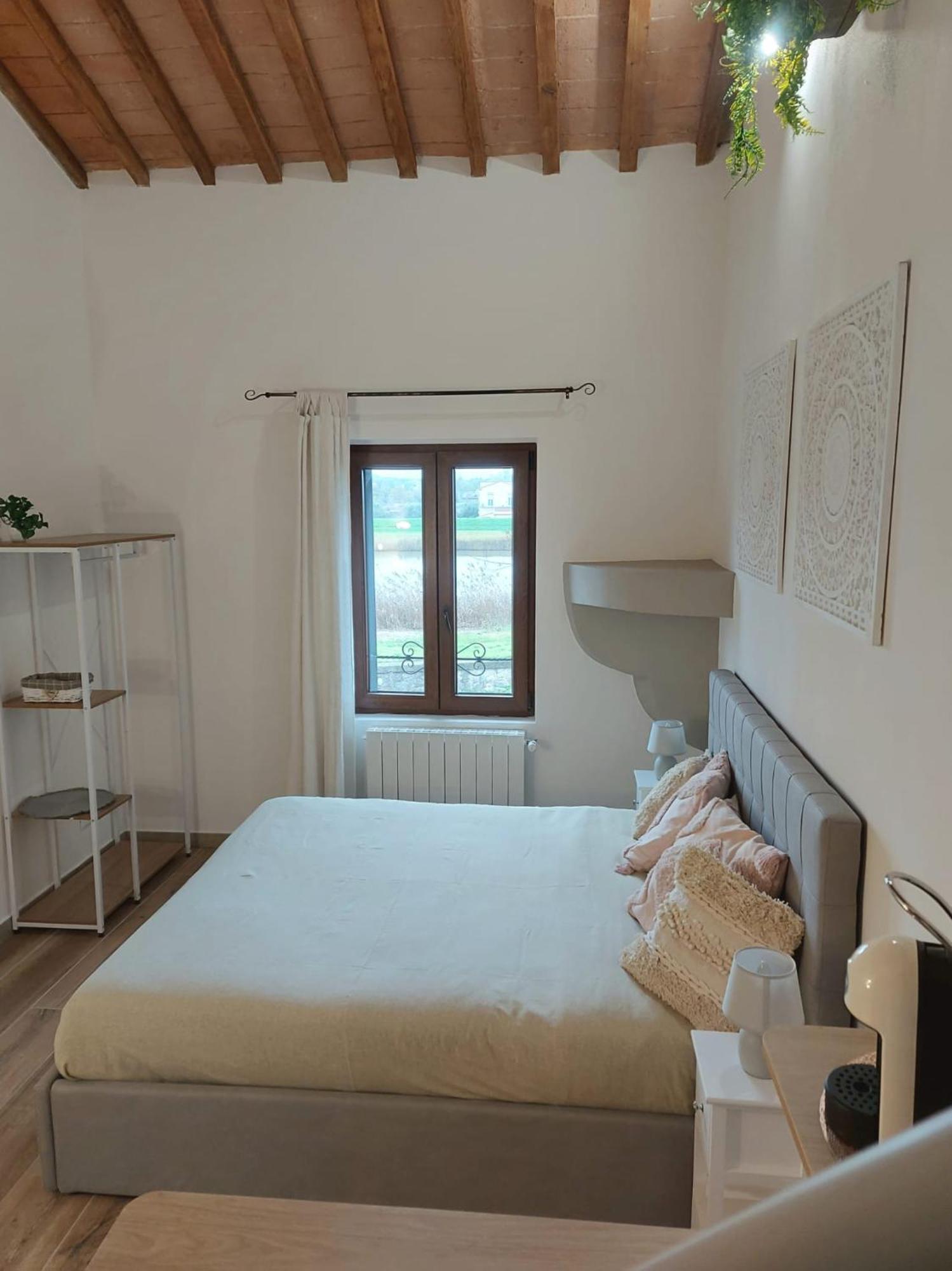 La Garitta - Suite & Apartment In Tuscan Villa On The River 피사 객실 사진